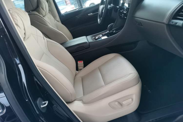 Used Toyota Alphard 2024 Dual-Engine 2.5L Prestige Edition