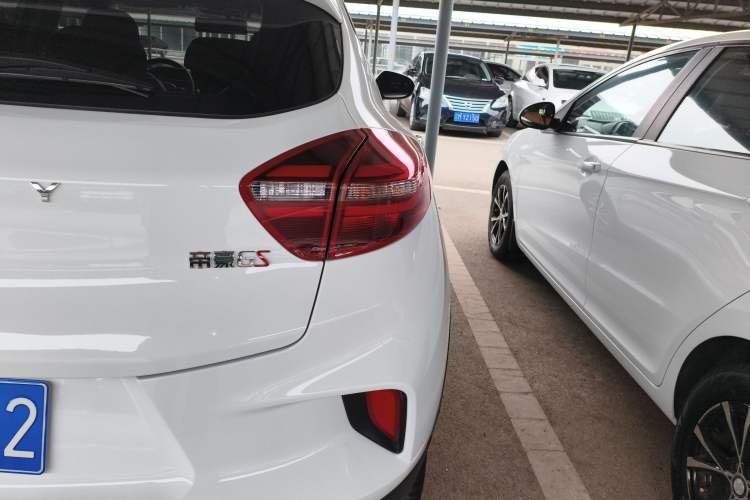 Used Geely Auto Emgrand GS 2020 1.4T CVT Ya Right Rear Taillight