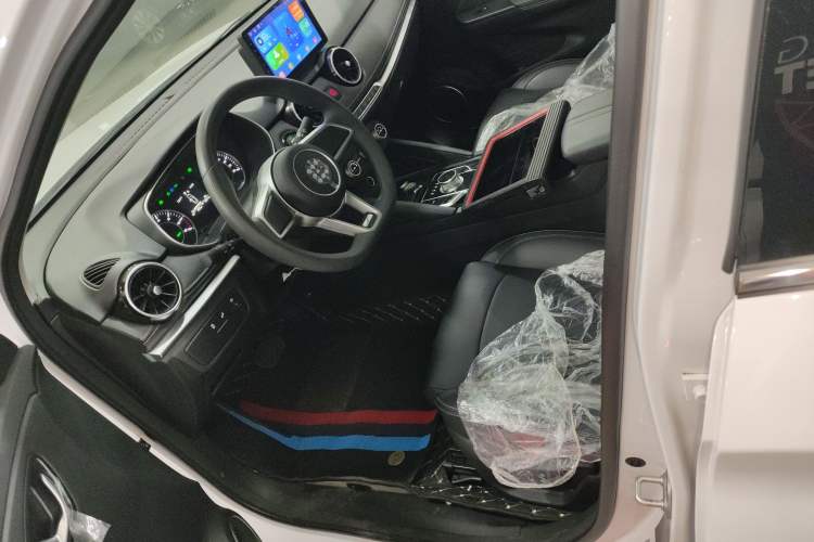 Used Landian E3 2023 405 km Comfort Edition
