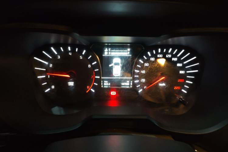 Used GAC Trumpchi GS4 2017 235T Manual Two-Wheel Drive Luxury Edition Instrument Cluster