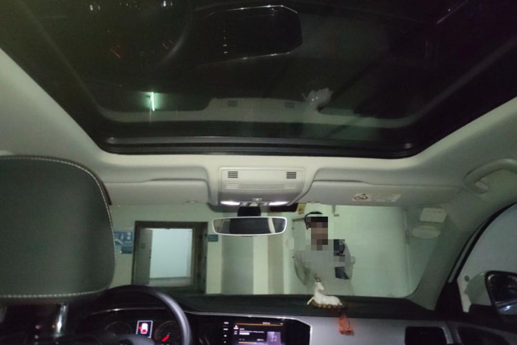 Used Volkswagen Tayron 2020 330TSI Two-Wheel Drive Luxury Smart Connectivity Version