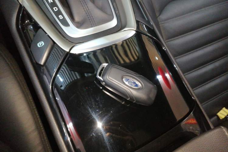 Used Ford Mondeo 2013 2.0L GTDi 200 Fashion Edition Vehicle Key