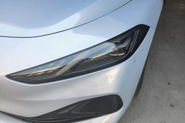 Used Roewe D7 2023 DMH 125km Superior Edition