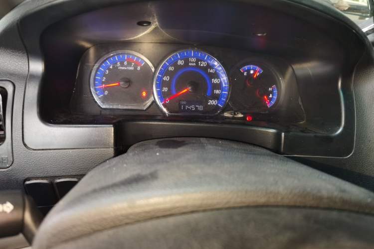 Used FORTHING Lingzhi 2017 V3 1.5L 5-Seater Special Offer Model