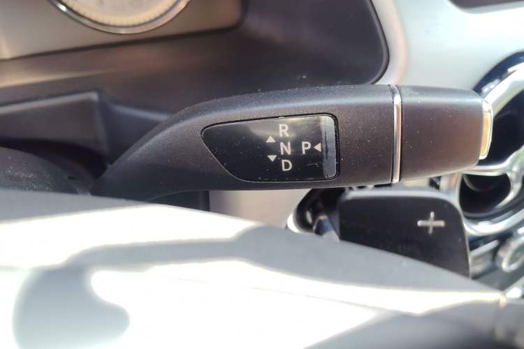 Used Mercedes-Benz GLK-Class 2013 GLK 300 4MATIC Fashion Model