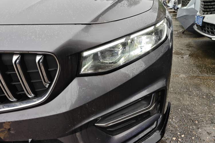 Used Geely Auto Preface 2025 Dongfang Yao 1.5TD Kunlun Edition Left Front Headlight