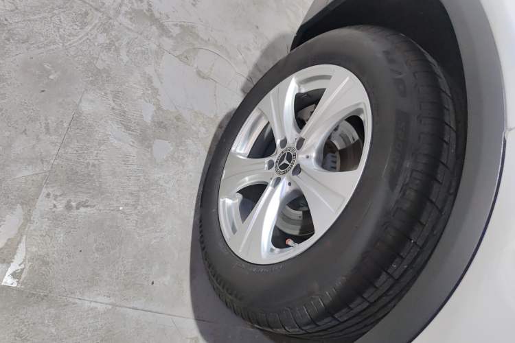 Used Mercedes-Benz GLC 2020 GLC 260 L 4MATIC Dynamic Model Right Rear Wheel Hub