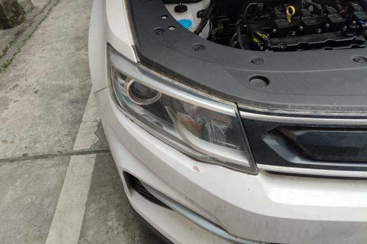 Used CHANGAN CS35PLUS 2019 1.6L Automatic Yue Lian Upgrade Edition Right Front Headlight