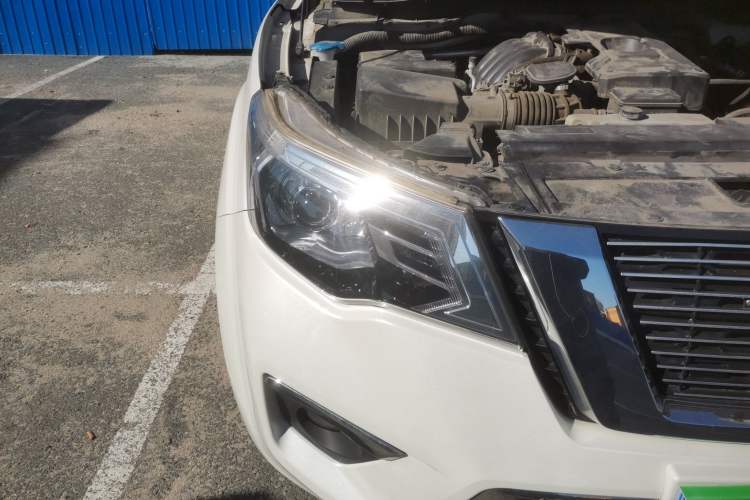 Used Nissan Terra 2020 2.5L XE Manual Two-Wheel-Drive Elite Edition