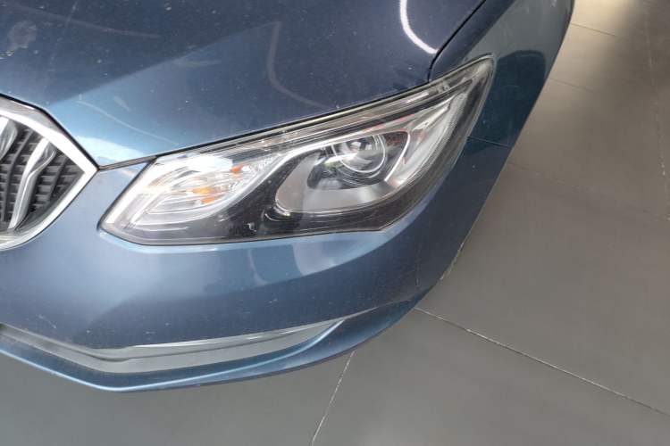 Used Buick GT 2015 15N Automatic Elite Version
