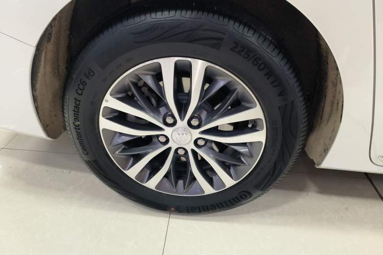 Used Buick GL8 2023 ES Lu Zun Comfort Model