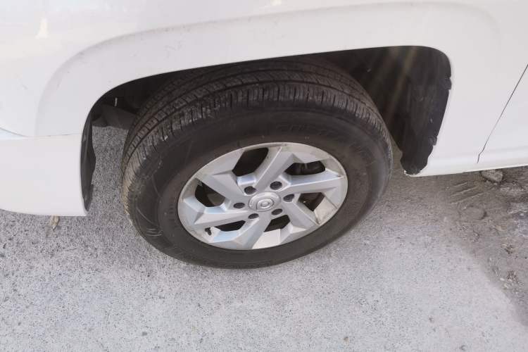 Used Great Wall King Kong Poer 2022 2.0T Manual Diesel Two-Wheel Drive Elite Version with Long Bed GW4D20M
