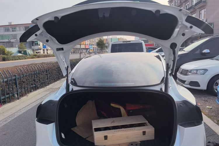 Used Tesla Model 3 2024 High-Performance All-Wheel-Drive Version