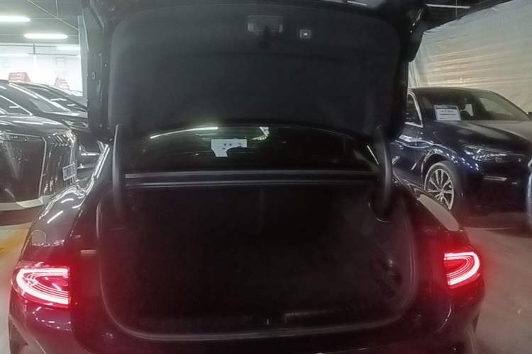 Used Xiaomi Auto SU7 2024 Rear-Drive Long-Range Intelligent Driving Version