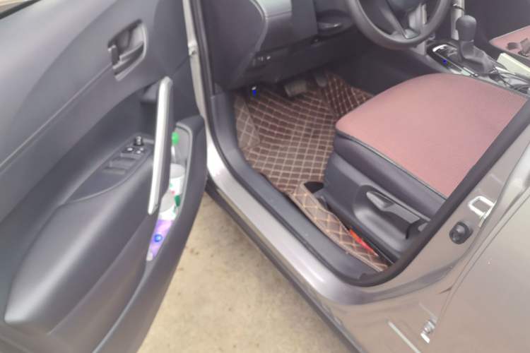 Used Toyota Corolla Cross 2023 2.0L Pioneer Edition
