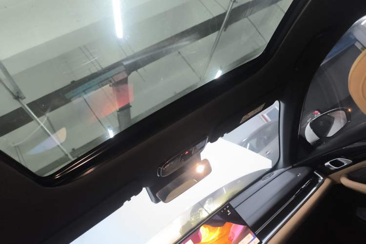 Used Geely Galaxy A7 2025 Model EM-i 150km Exploration+ Edition Headliner