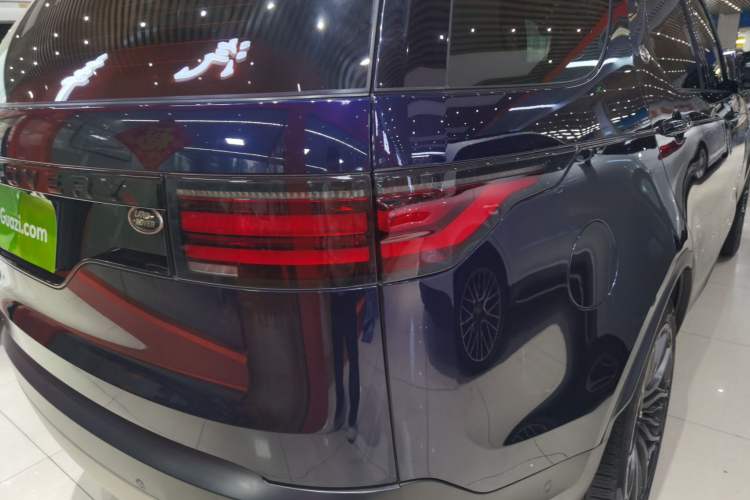 Used Land Rover Discovery 2021 300PS S