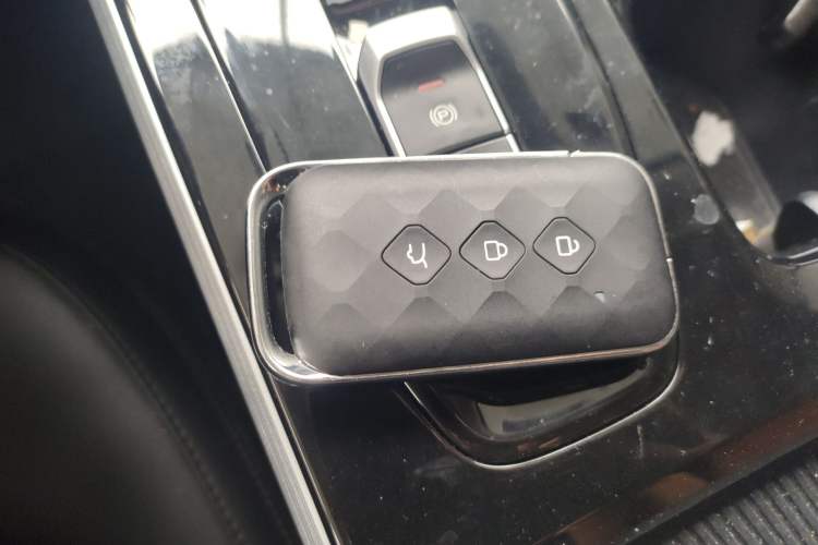 Used Wuling Xingguang 2023 150 Advanced Edition Vehicle Key