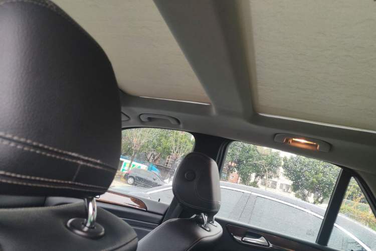 Used Mercedes-Benz M-Class 2014 ML 400 4MATIC Dynamic Model
