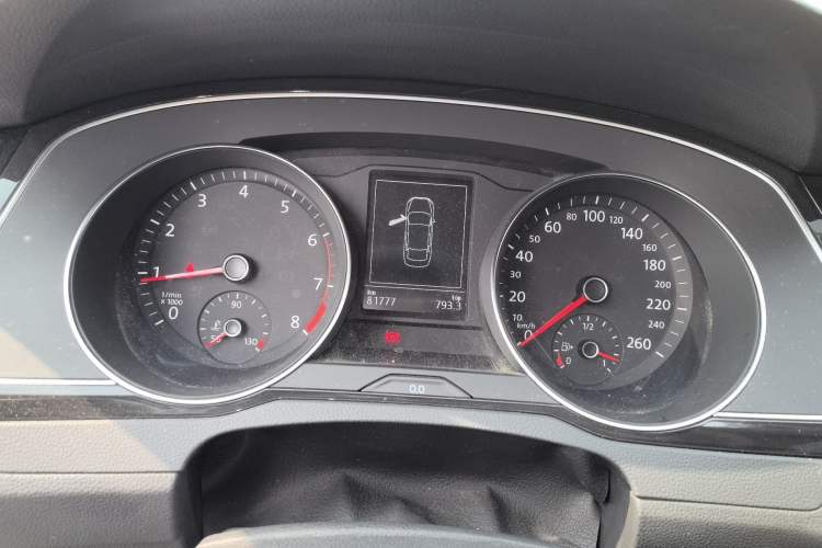 Used Volkswagen Magotan 2018 330TSI DSG Luxury Model Instrument Cluster