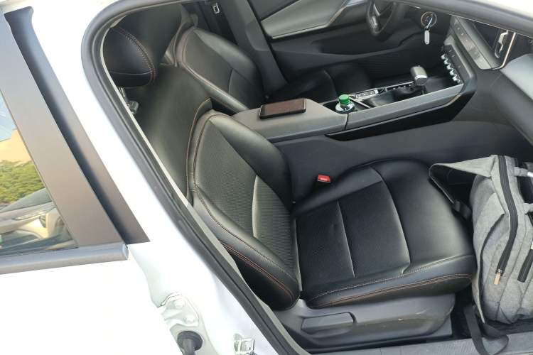 Used Baojun RC-5 2020 1.5L CVT Smart Elite Edition
