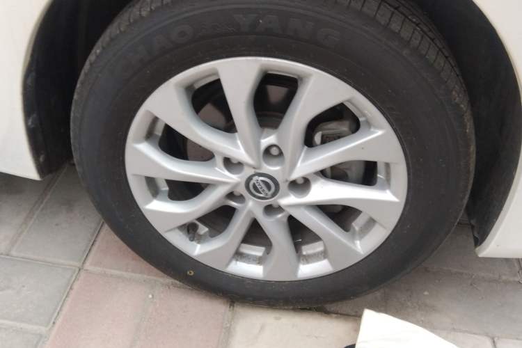 Used Nissan Sylphy 2018 1.6XV CVT Deluxe Edition Right Front Wheel Hub