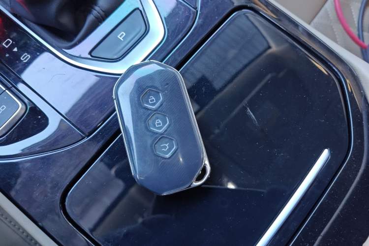 Used Wuling Victory 2023 2.0L DHT Deluxe Edition
