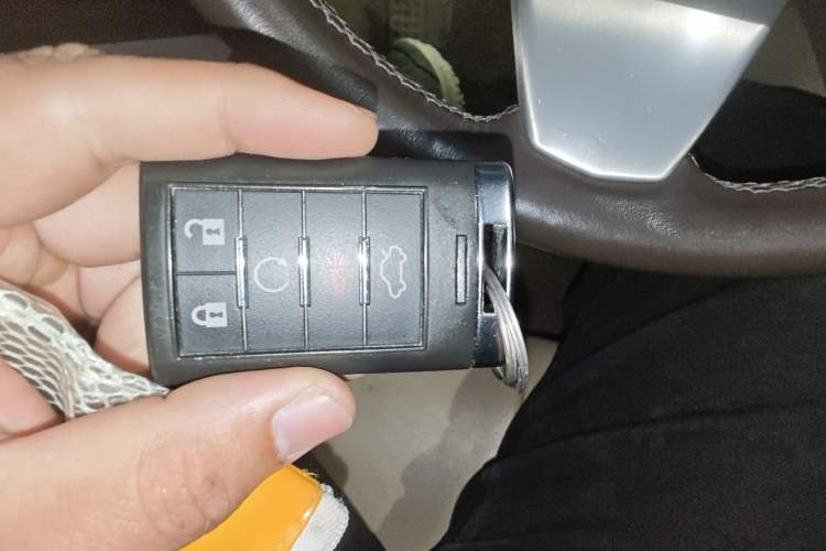 Used Cadillac SLS Seville 2012 2.0T Comfort Model
