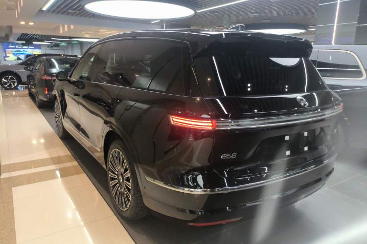 Used Nio ES8 2026 Model 6-seat Executive Luxury Edition Exterior 2