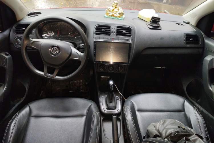 Used Volkswagen Polo 2016 1.4L Automatic Trendy Model Center Console