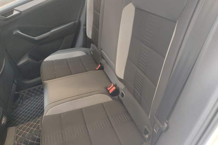 Used Volkswagen T-ROC 2022 280TSI DSG Two-Wheel Drive Elite PLUS