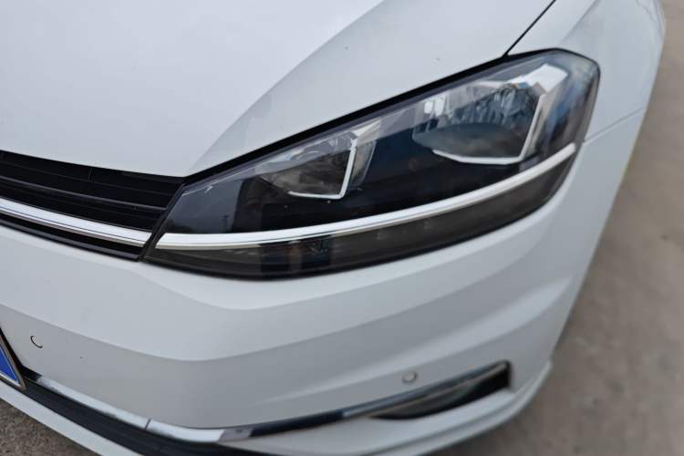 Used Volkswagen Golf 2020 Zhiai Edition 200TSI DSG Comfortable & Ambitious Version Left Front Headlight