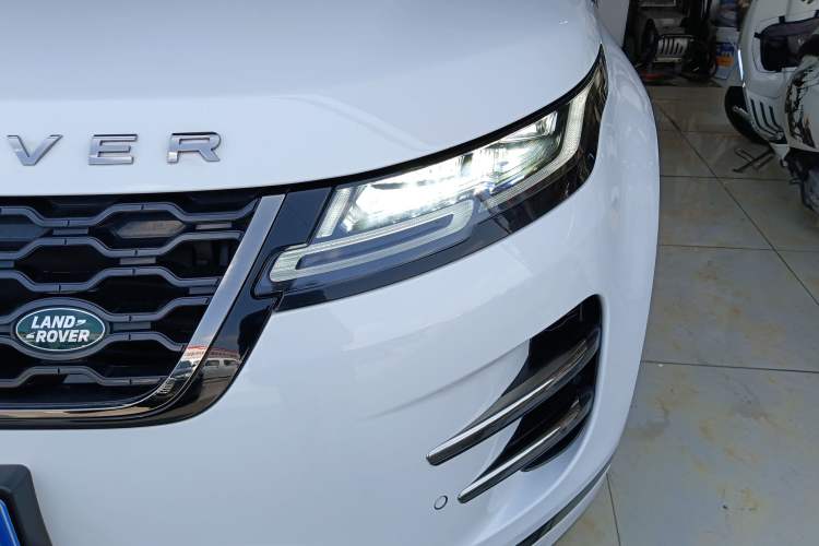 Used Land Rover Range Rover Evoque 2022 Facelifted Aurora L 249 PS R-Dynamic Luxury Edition
