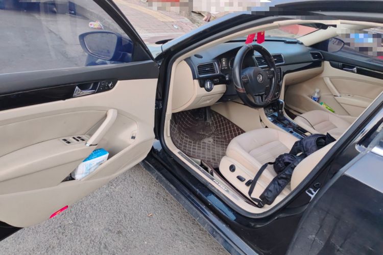 Used Volkswagen Passat 2014 1.8TSI DSG Prestige Navigation Edition
