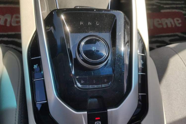 Used BAIC Beijing EU5 2018 R500 Smart Edition
