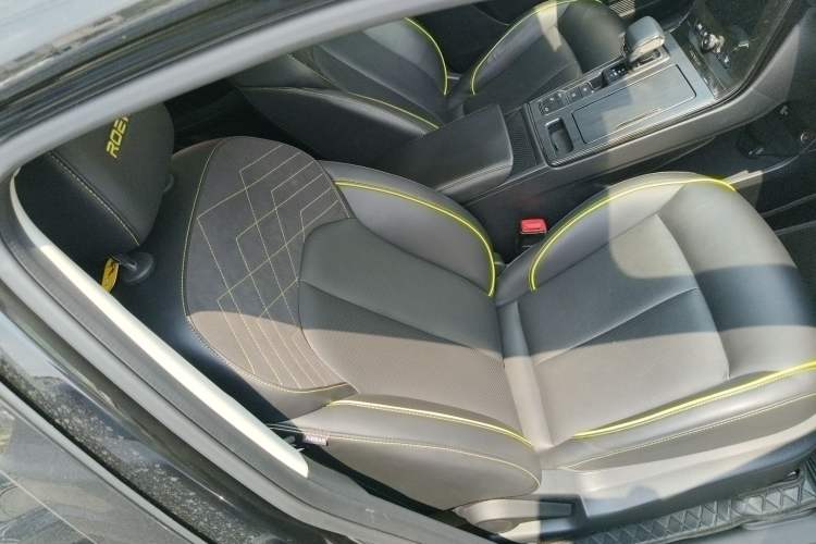 Used Roewe RX5 2021 PLUS 330TGI Automatic National Trend Intelligent Deluxe Edition Right Front Seat