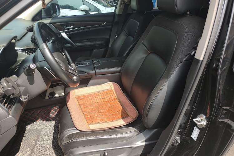 Used Honda Avancier 2017 240TURBO Two-Wheel Drive Premium Edition Left Front Seat