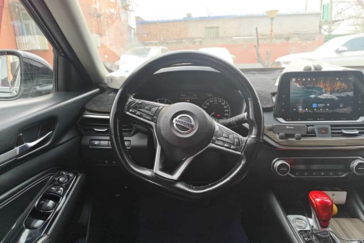 Used Nissan Teana 2021 2.0L XL Comfort Edition Steering Wheel