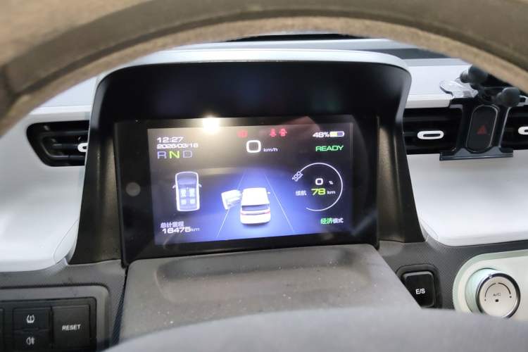 Used Wuling Hongguang MINIEV 2022 Macaron Premium Model – Lithium Ternary Battery