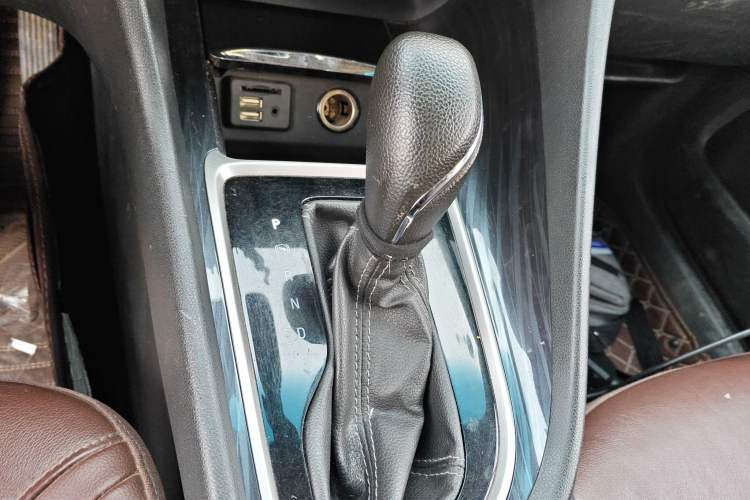 Used Buick GL6 2019 18T 6-Seater Connected Luxury Version China V Standard
