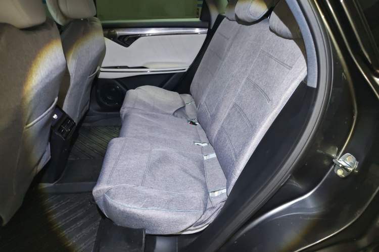 Used VOYAH FREE 2025 318 318 km Rear-Drive Touring Edition
