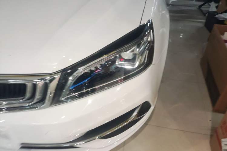 Used Geely Auto Emgrand 2019 Leading Edition 1.5L CVT Upward-Connected Model China VI Standard Left Front Headlight