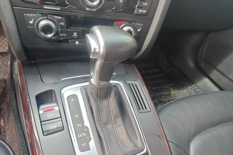 Used Audi A4L 2015 35 TFSI Automatic Comfort Model