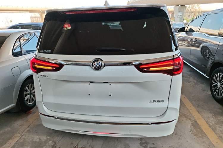 Used Buick GL8 2021 ES Land Cruiser 653T Luxury Edition Rear