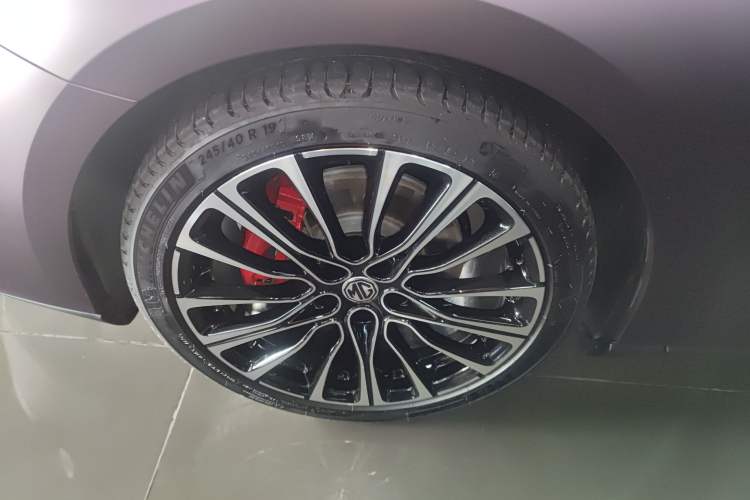 Used MG 7 2025 2.0T 405 AT Luxury Edition