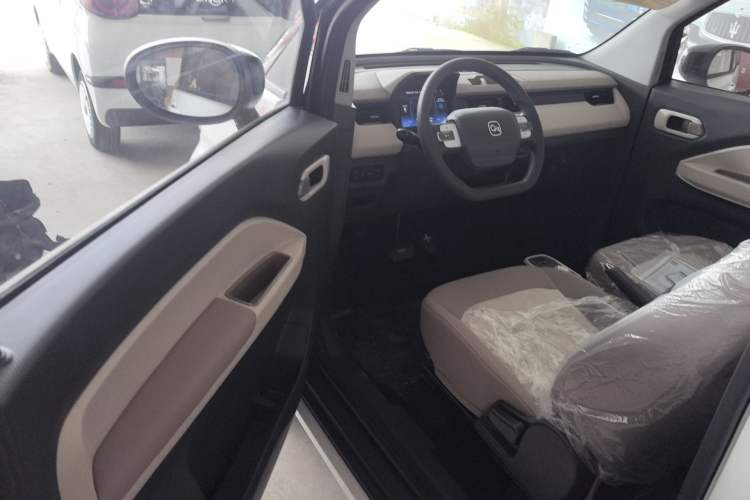 Used Chery QQ Ice Cream 2024 Edition Youth Version 205km Sundae Driver Seat