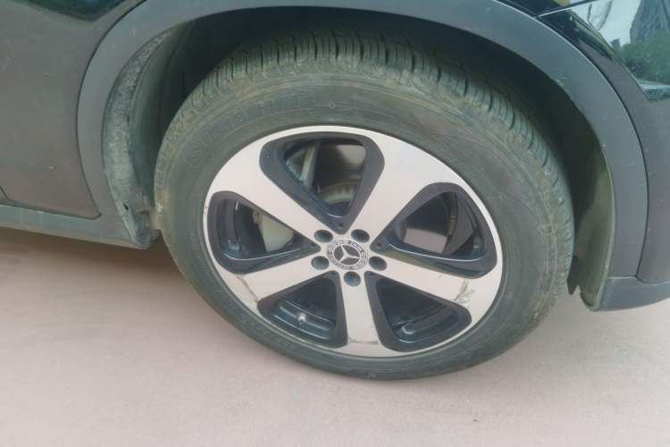 Used Mercedes-Benz GLC 2022 Refreshed GLC 260 L 4MATIC Dynamic Edition Right Front Wheel Hub