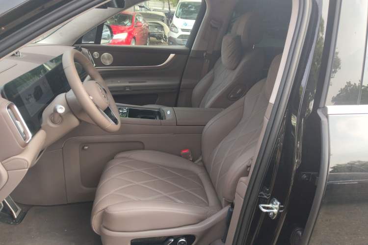 Used Hima AITO M9 2025 Extended-Range Ultra Version 52 kWh 6-Seater