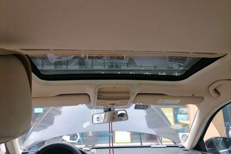 Used Volkswagen Passat 2014 1.8TSI DSG Prestige Edition Headliner