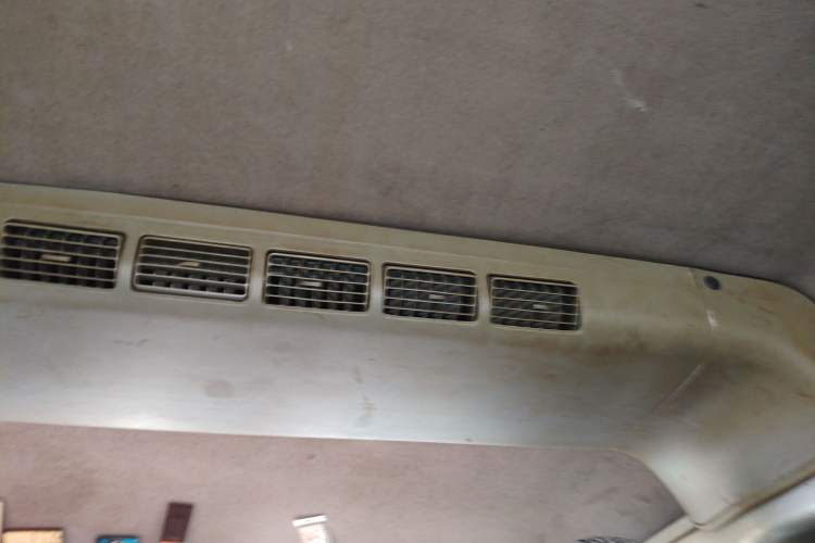 Used Wuling Zhiguang 2020 1.2L Practical Model China VI LSI
